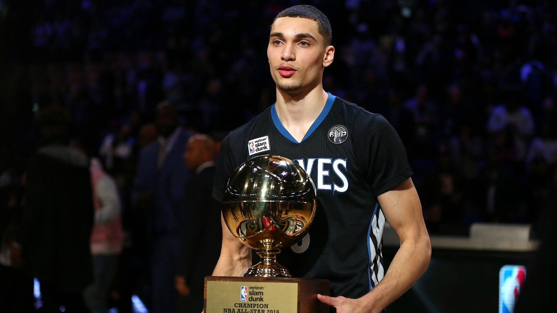 灰熊一波流席卷独行侠，约基奇关键回合尽显MVP本色