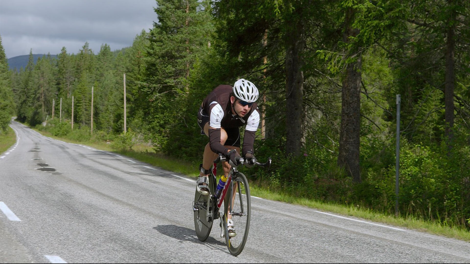 新王登基与旧神隐退,加维带队取胜背后的阿根廷足球哲学传承